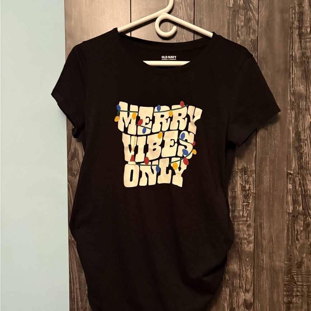 💥Buy 2 Get 1 Free💥 Old Navy Black Maternity Tee